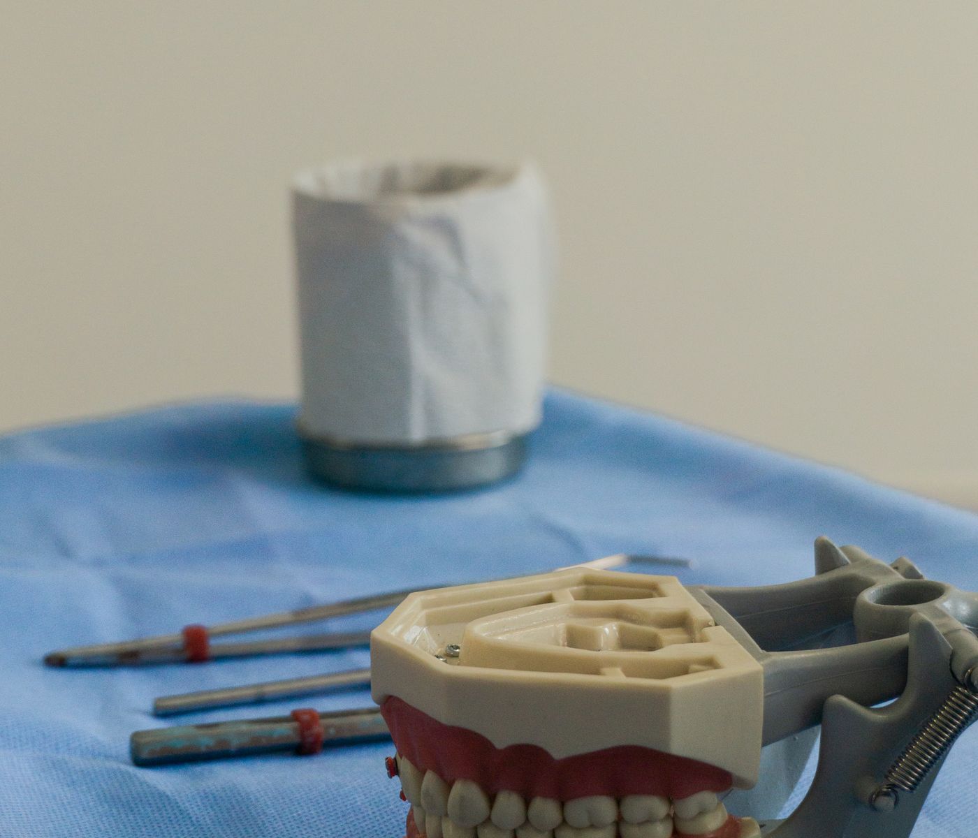 Dental equipment and model used for treatment planning